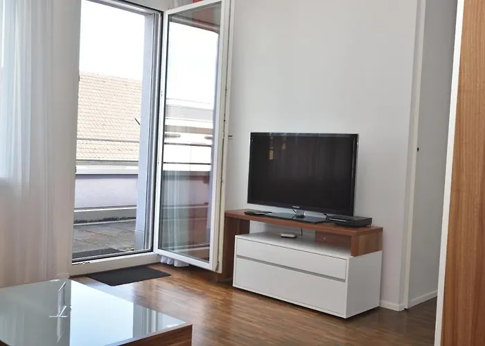 Stylish 1br Near And Opera - Flower 52 דירה *