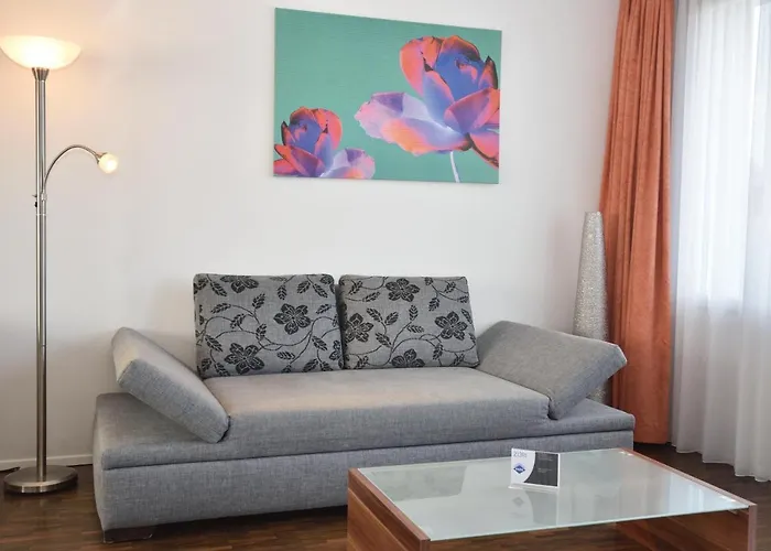 Stylish 1br Near And Opera - Flower 52